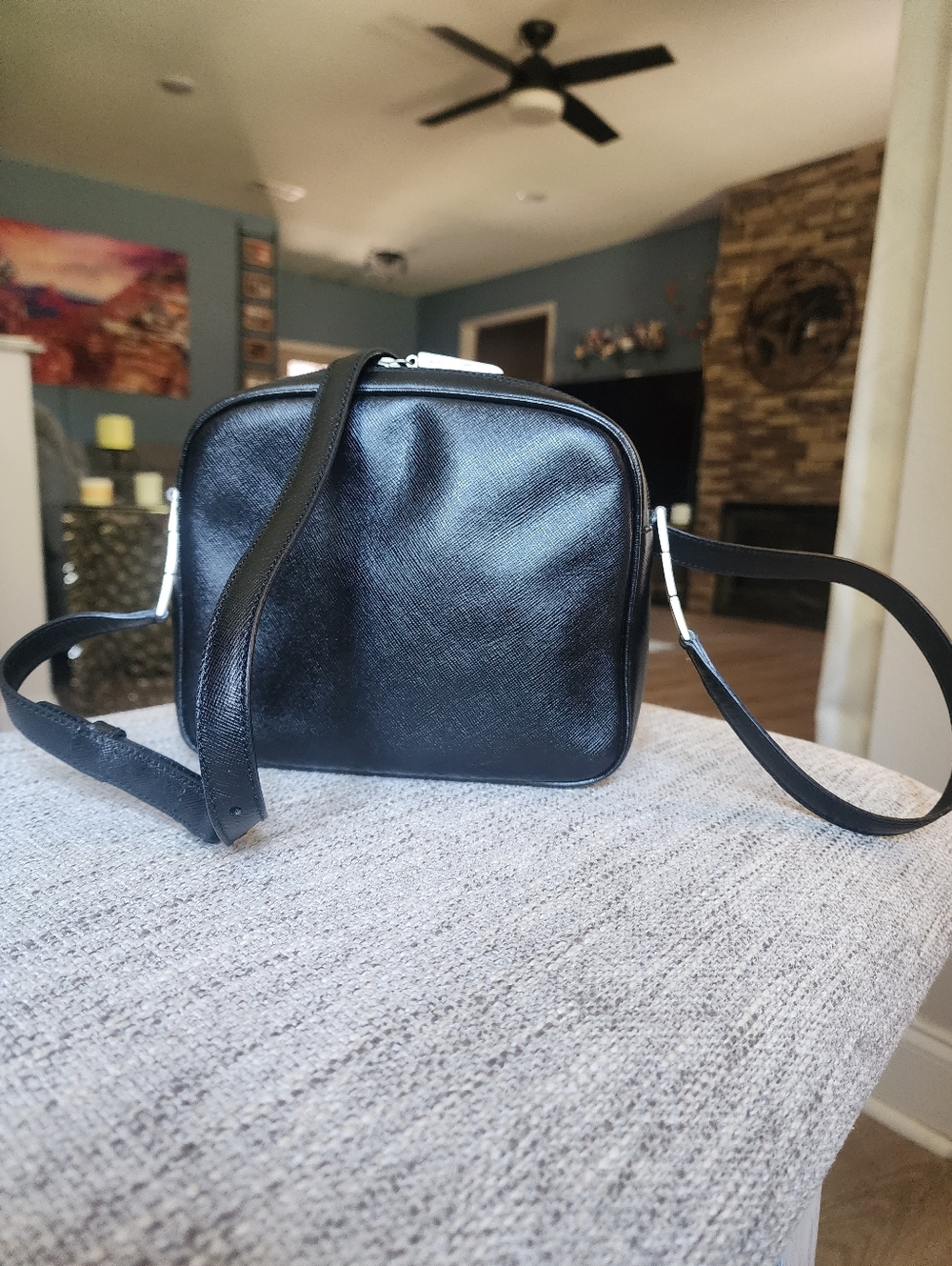 Authentic Salvatore Ferragamo Classic Black Crossbody Leather Bag